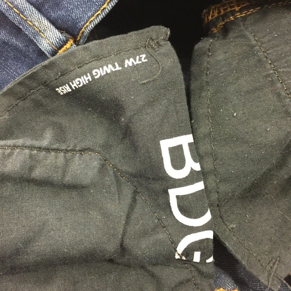 Urban Outfitters BDG Twig High Rise Skinny Leg Jeans 26/6 Blue Denim Stretch - Picture 3 of 7